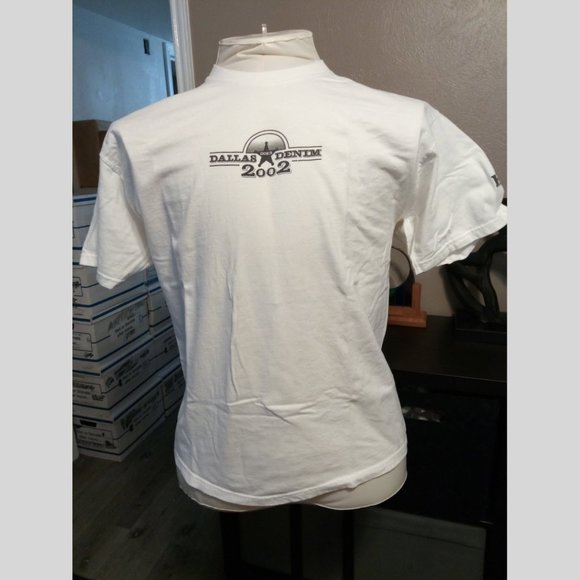(L) Collectible LGBT Country Western Dance Event "Host" T-shirt Roundup Saloon - Picture 2 of 5